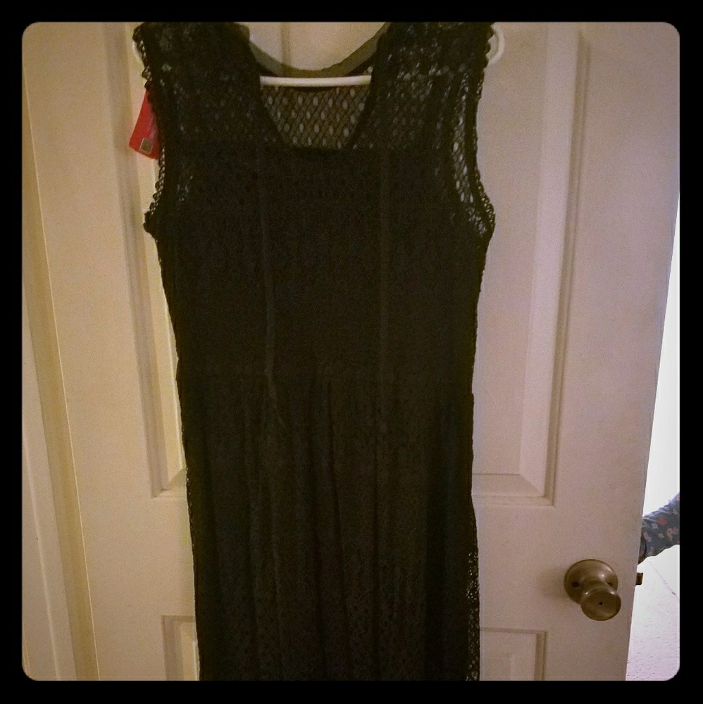 Black lace dress